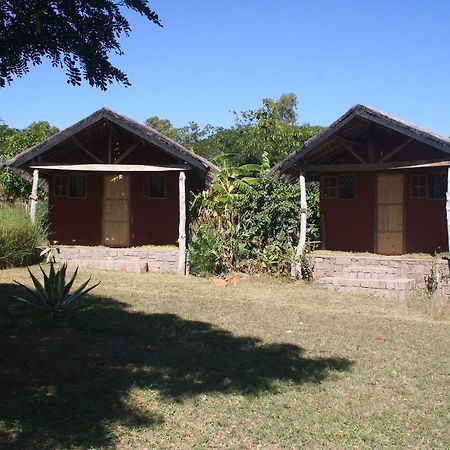Itc Lodge Ranohira Bagian luar foto