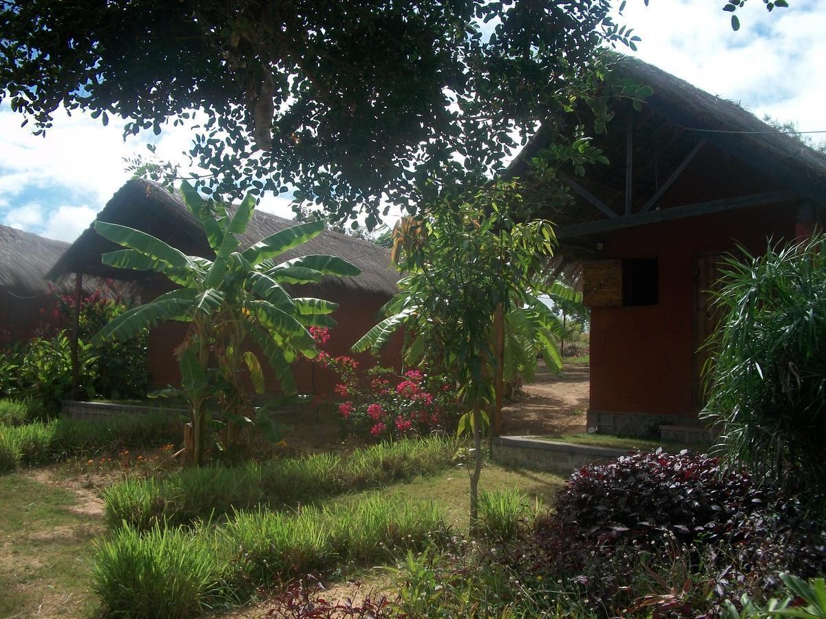 Itc Lodge Ranohira Bagian luar foto